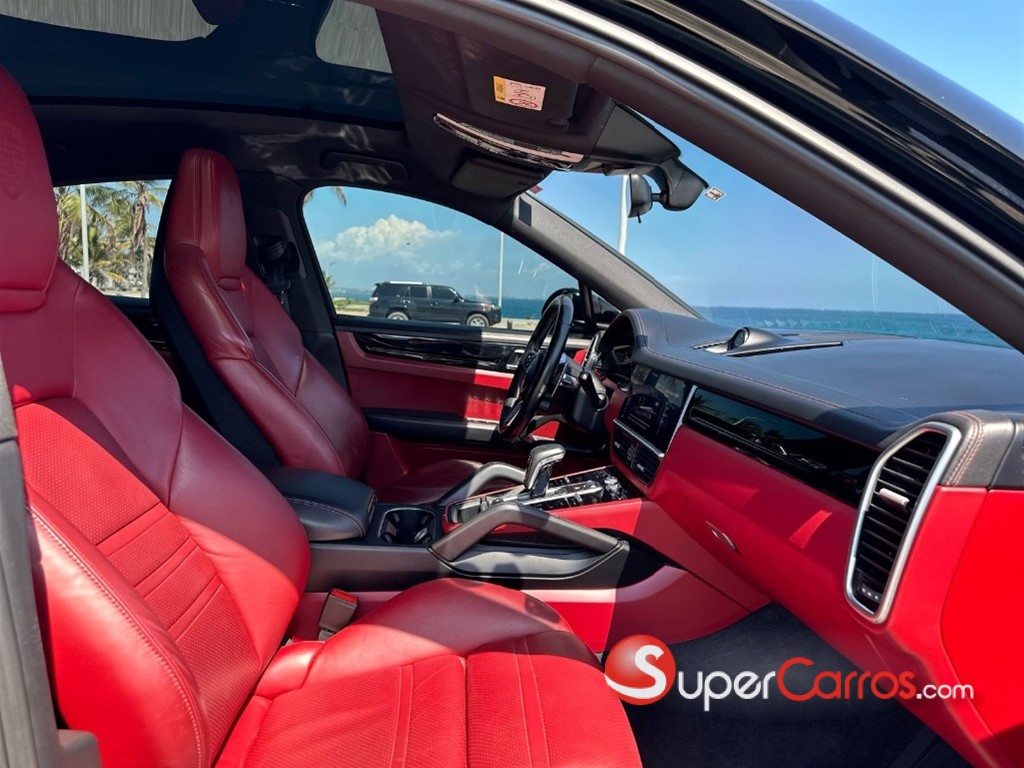 2020 Porsche Cayenne Coupe — foto 6 / 9