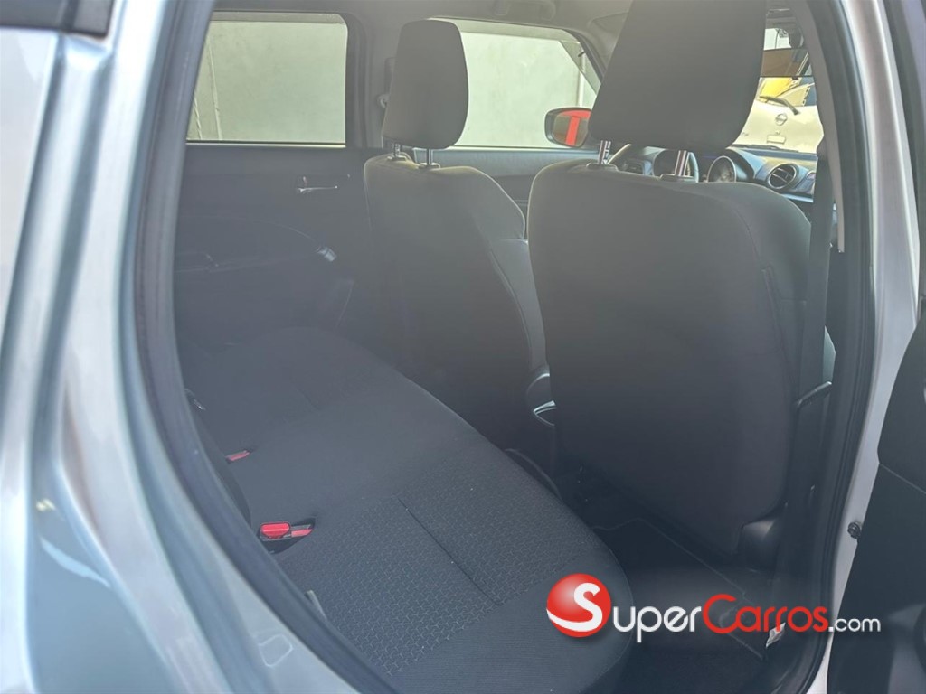 2019 Suzuki Swift — foto 7 / 9