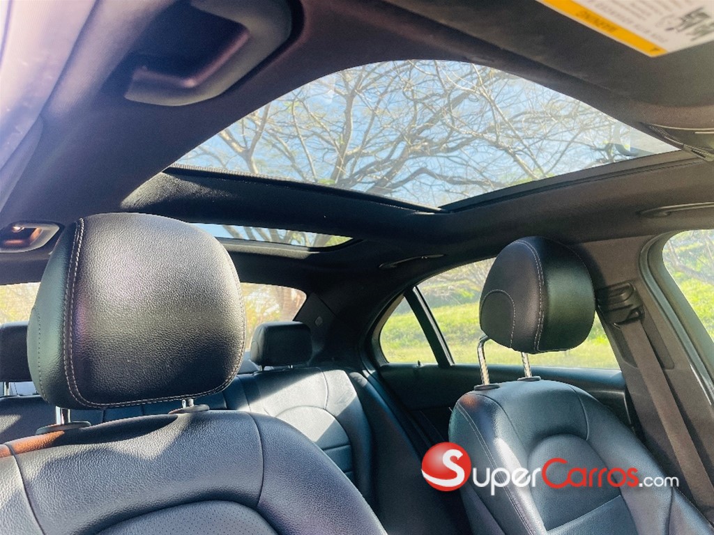 2019 Mercedes-Benz Clase C 300 4 Matic — foto 12 / 12