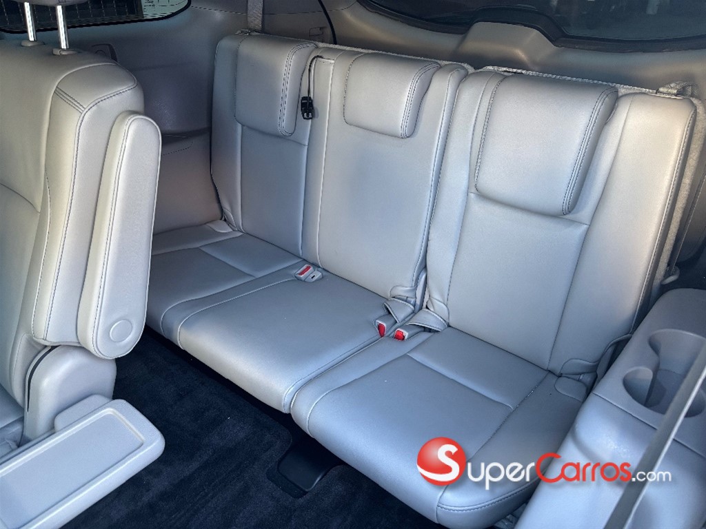 2017 Toyota Highlander XLE — foto 9 / 12