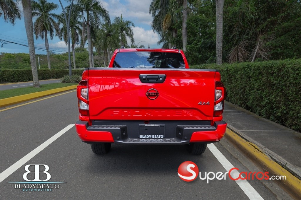 2026 Nissan Frontier Pro-4X — foto 3 / 12