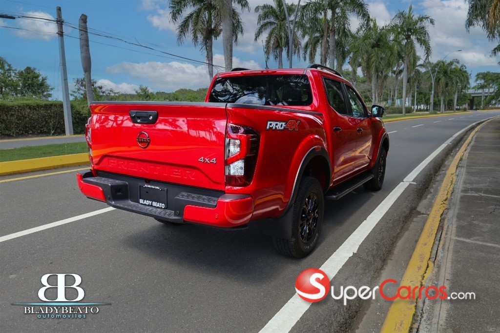 2026 Nissan Frontier Pro-4X — foto 4 / 12