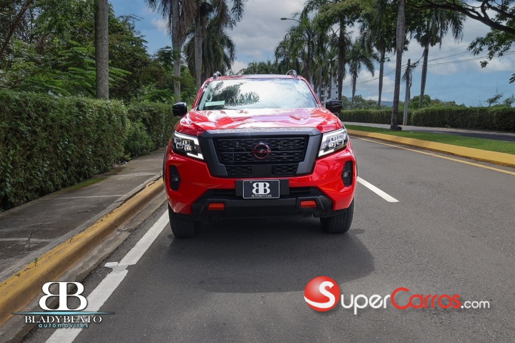 2026 Nissan Frontier Pro-4X — foto 10 / 12