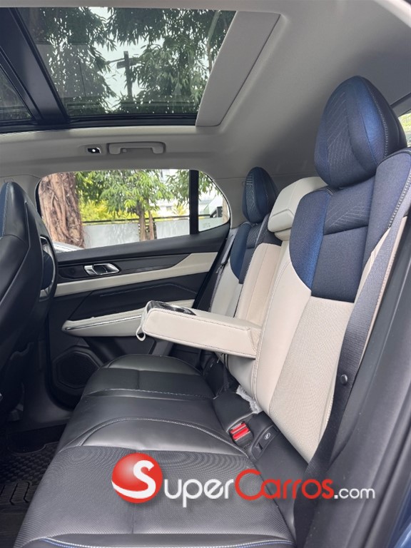 2025 Lynk CO 01 Hyper Pro — foto 6 / 12