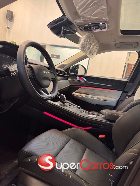 2027 Lynk CO 05 Hyper Halo — foto 6 / 9