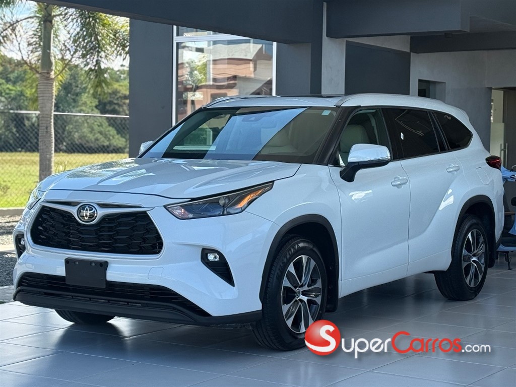 2020 Toyota Highlander XLE