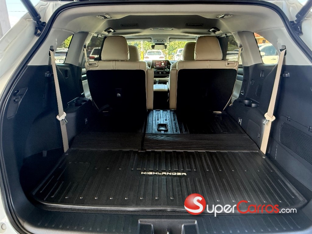 2020 Toyota Highlander XLE — foto 4 / 9