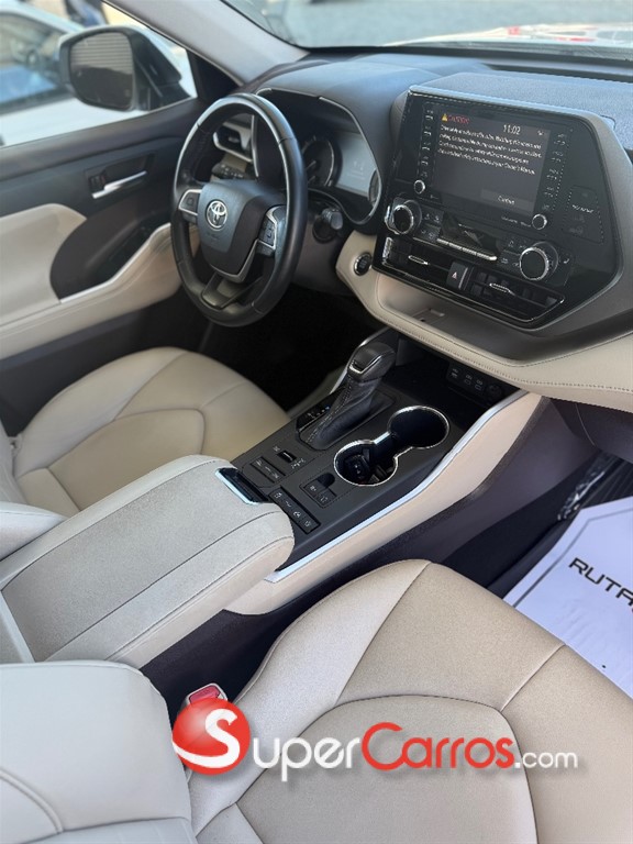 2020 Toyota Highlander XLE — foto 9 / 9