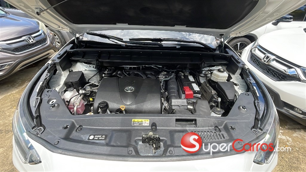 2021 Toyota Highlander LE Plus — foto 8 / 8