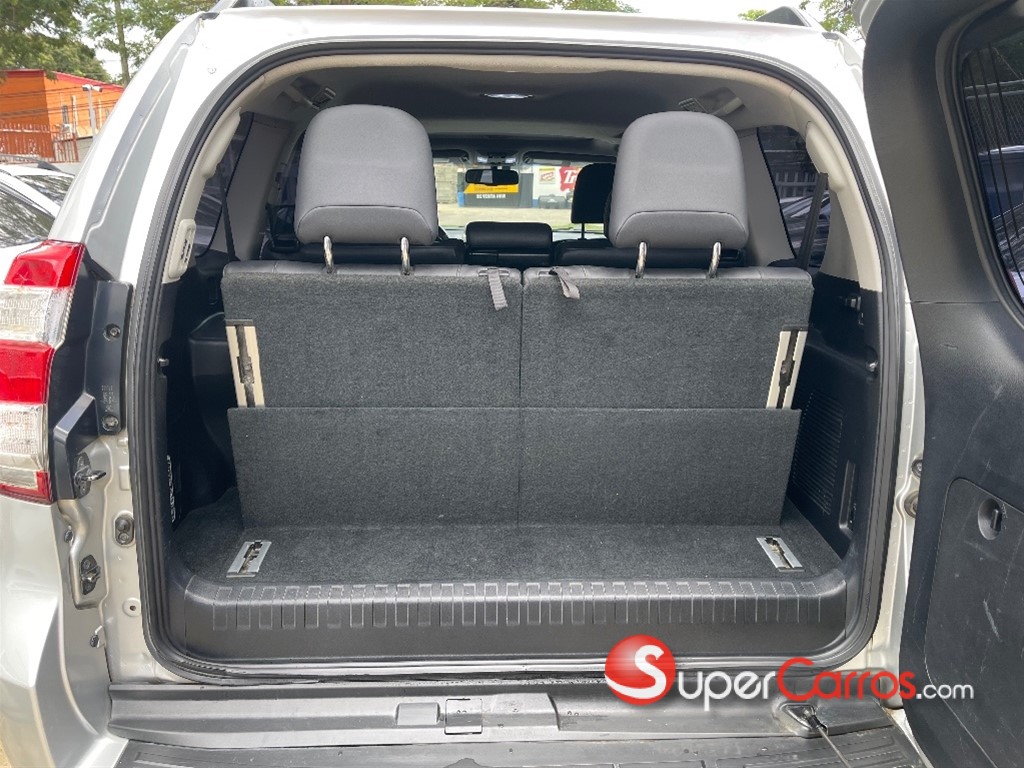 2015 Toyota Land Cruiser Prado VXL — foto 6 / 8