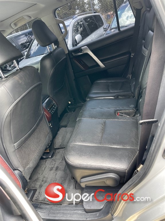 2015 Toyota Land Cruiser Prado VXL — foto 7 / 8