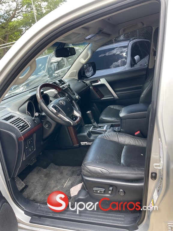 2015 Toyota Land Cruiser Prado VXL — foto 8 / 8