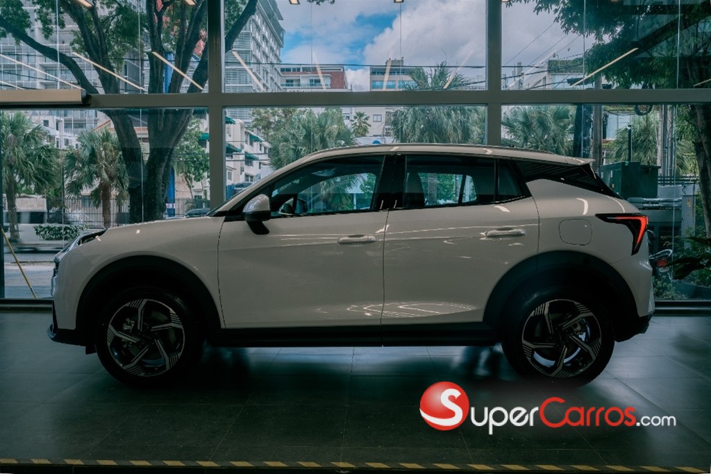 2026 Lynk CO 06 — foto 8 / 11