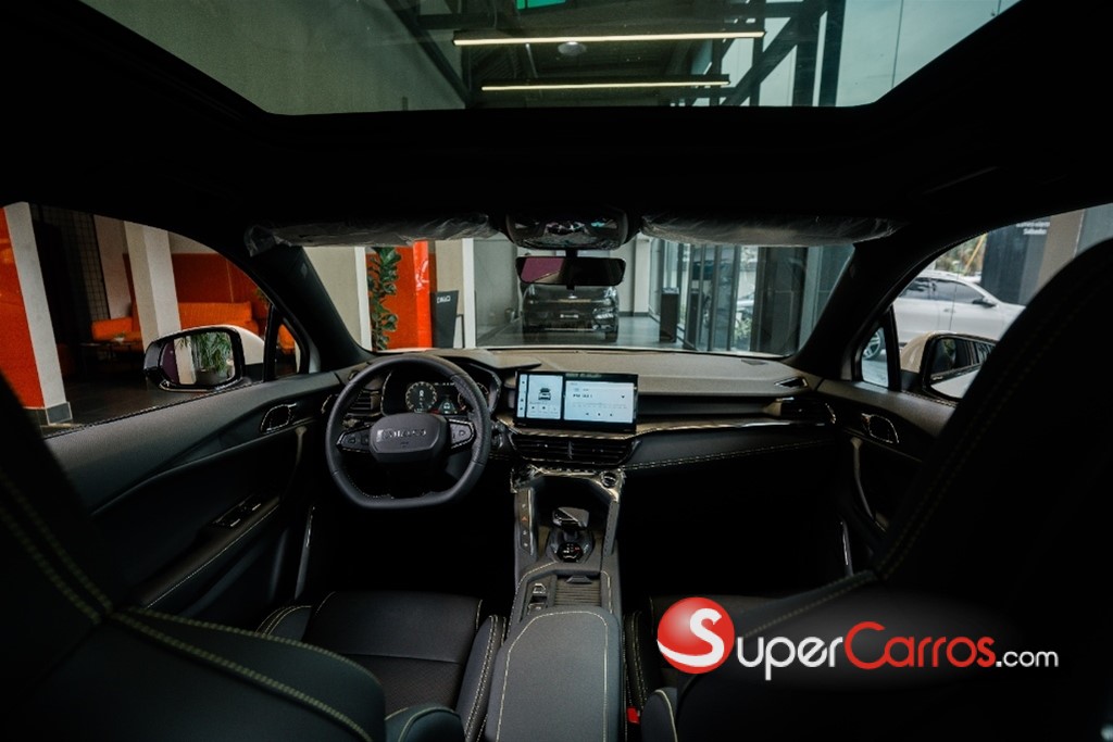 2026 Lynk CO 06 — foto 10 / 11
