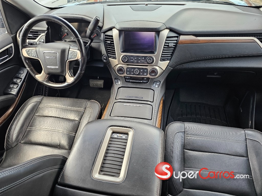2019 GMC Yukon — foto 10 / 12