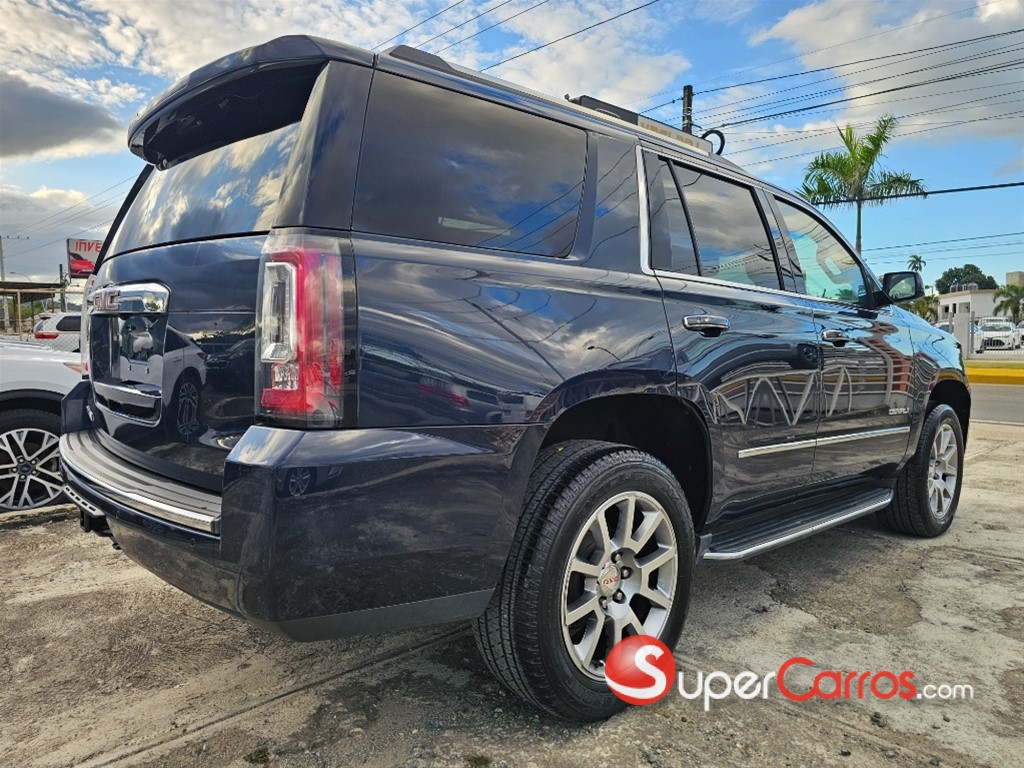 2019 GMC Yukon — foto 11 / 12