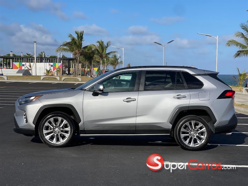 2024 Toyota RAV4 XLE — foto 5 / 12