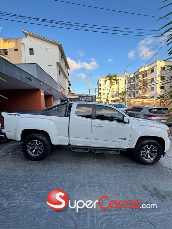 2019 GMC Canyon — foto 8 / 12