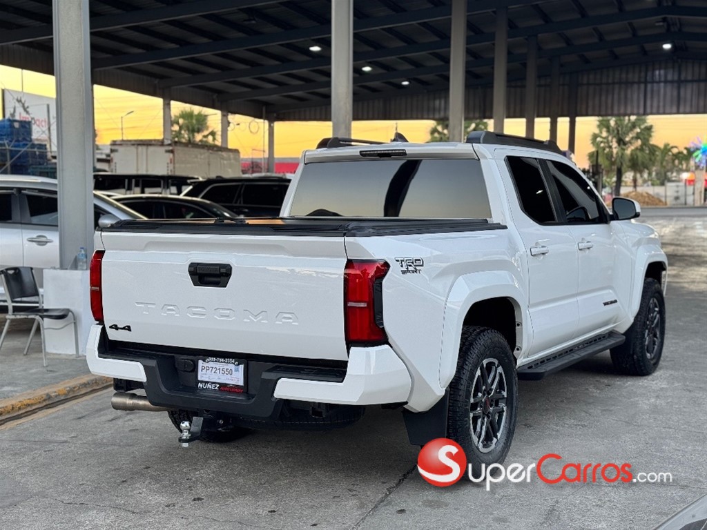 2024 Toyota Tacoma TRD — foto 4 / 11