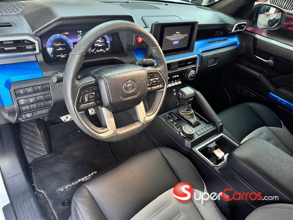 2024 Toyota Tacoma TRD — foto 9 / 11