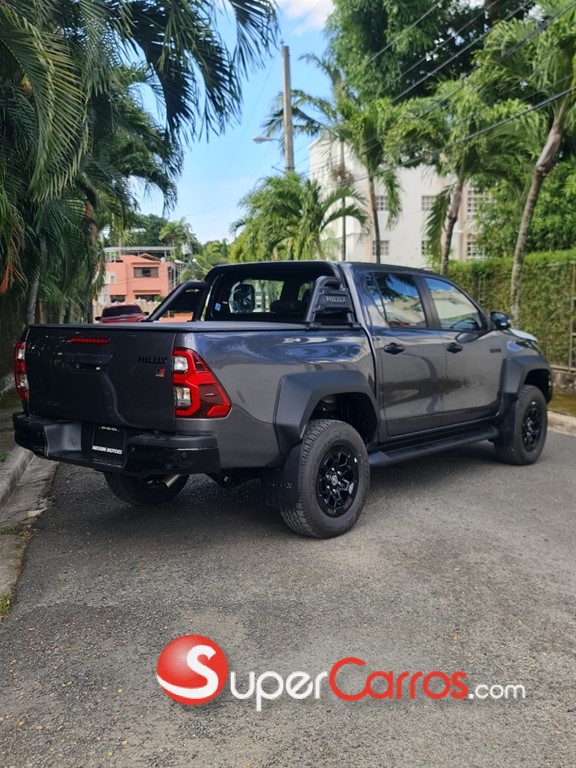 2026 Toyota Hilux GR Sport — foto 4 / 9
