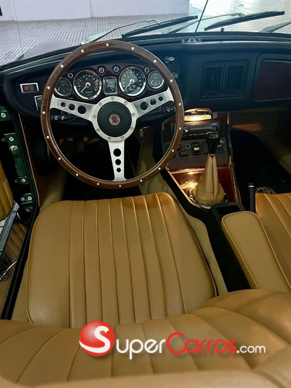 1973 MG MGB Roadster — foto 4 / 12