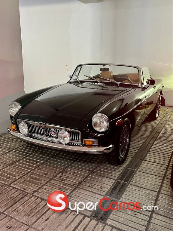 1973 MG MGB Roadster — foto 9 / 12