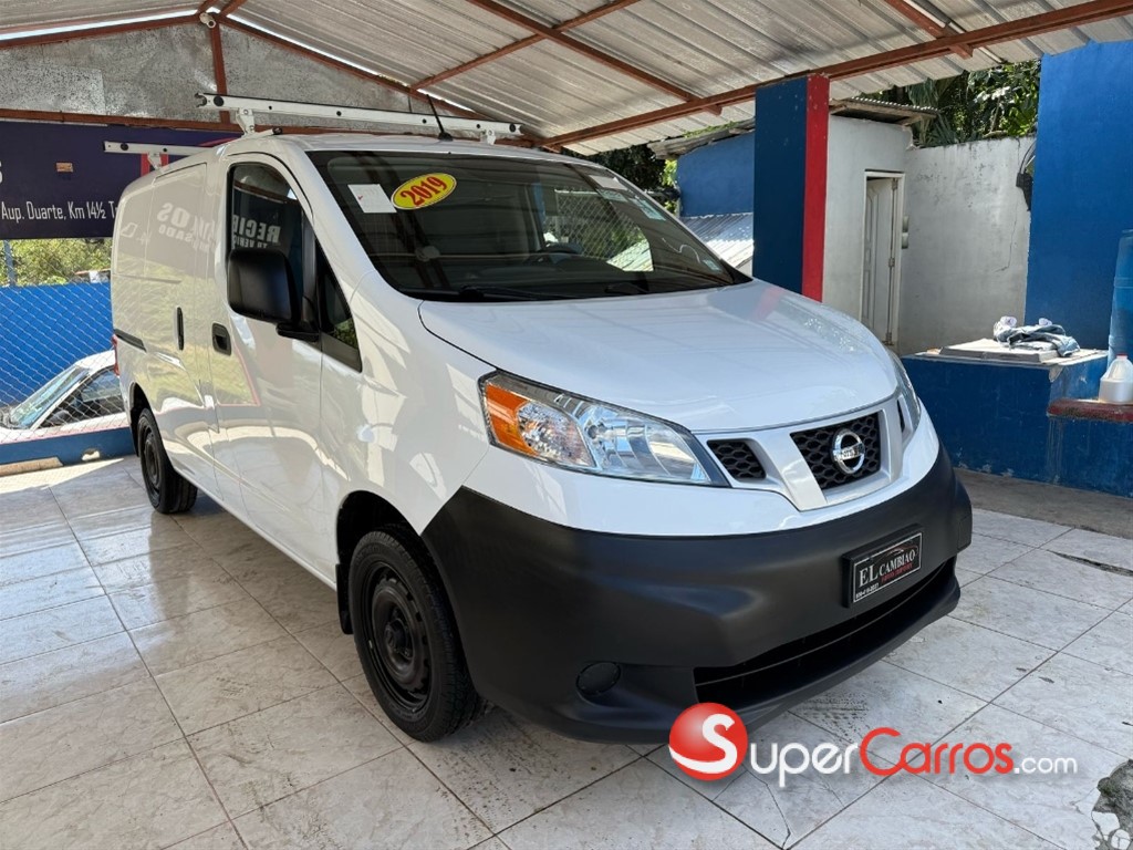 2019 Nissan NV 200 — foto 2 / 12