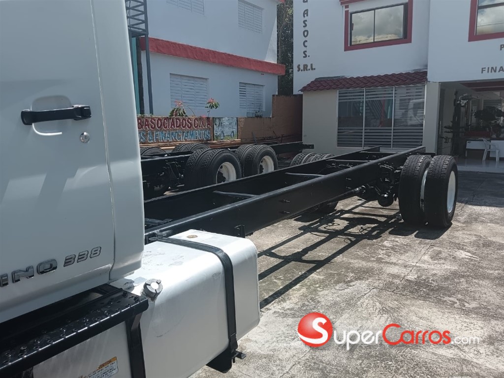 2017 Hino 338 — foto 6 / 10