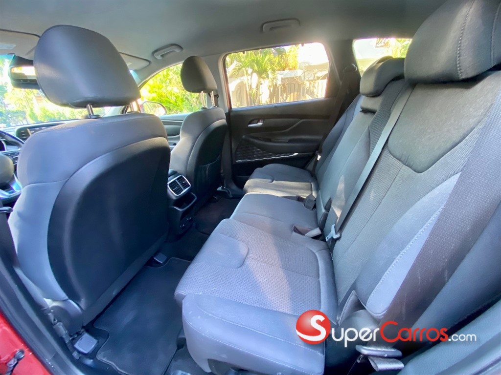 2020 Hyundai Santa Fe SEL — foto 8 / 9