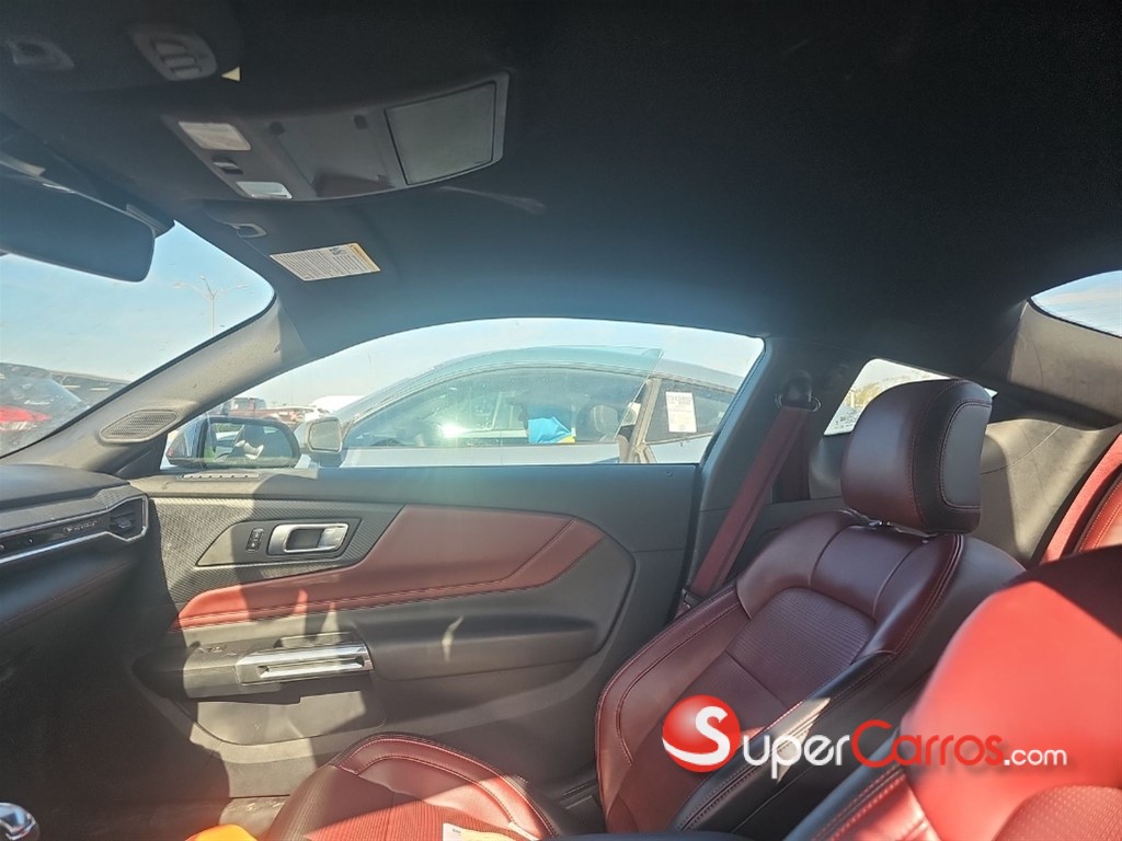 2024 Ford Mustang GT PREMIUM — foto 2 / 12