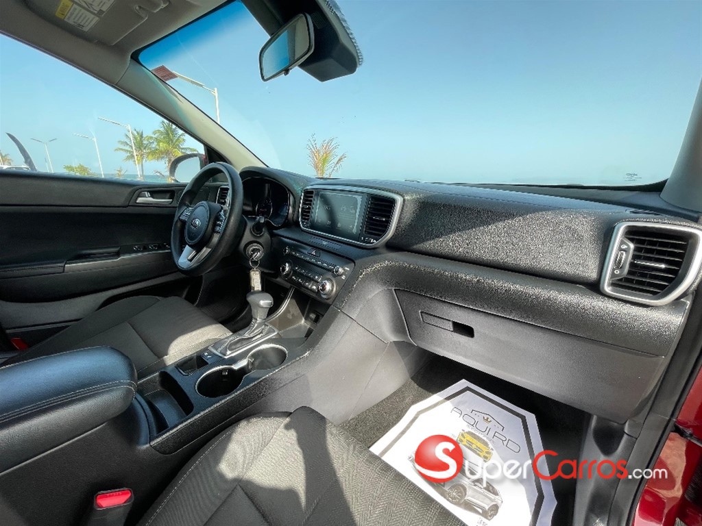 2020 Kia Sportage LX — foto 9 / 10