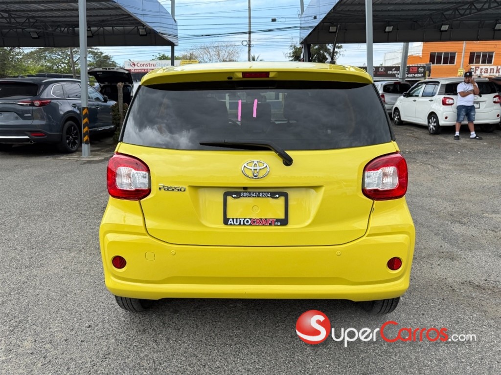 2020 Toyota Passo — foto 9 / 12