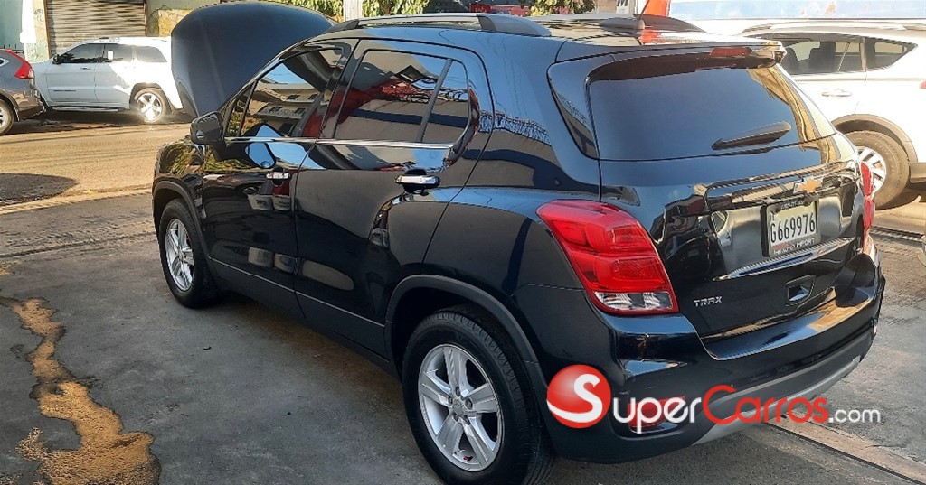 2018 Chevrolet Trax LT — foto 2 / 12