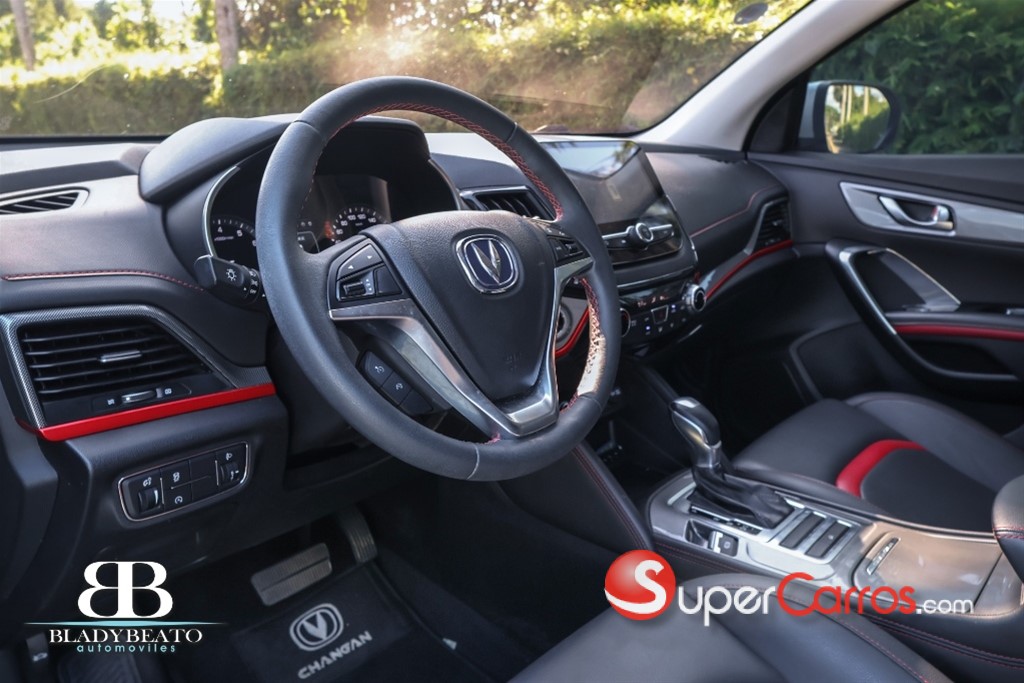 2020 Changan CS 55 — foto 9 / 12
