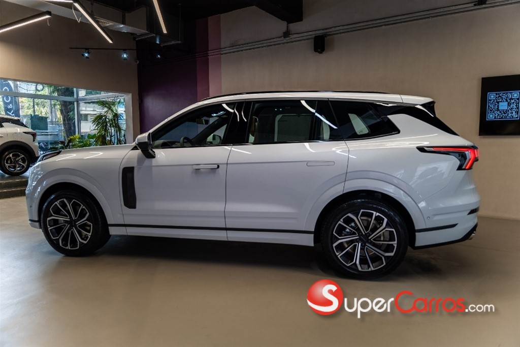 2026 Lynk CO 09 — foto 7 / 9