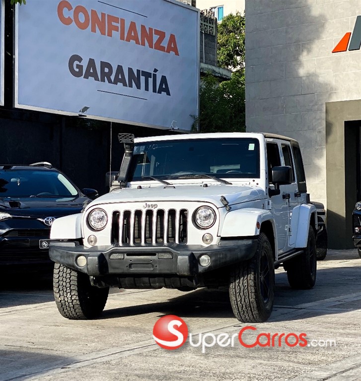 2017 Jeep Wrangler Sahara Unlimited — foto 2 / 12
