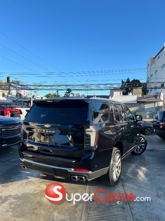 2025 Chevrolet Tahoe Highcountry — foto 4 / 9