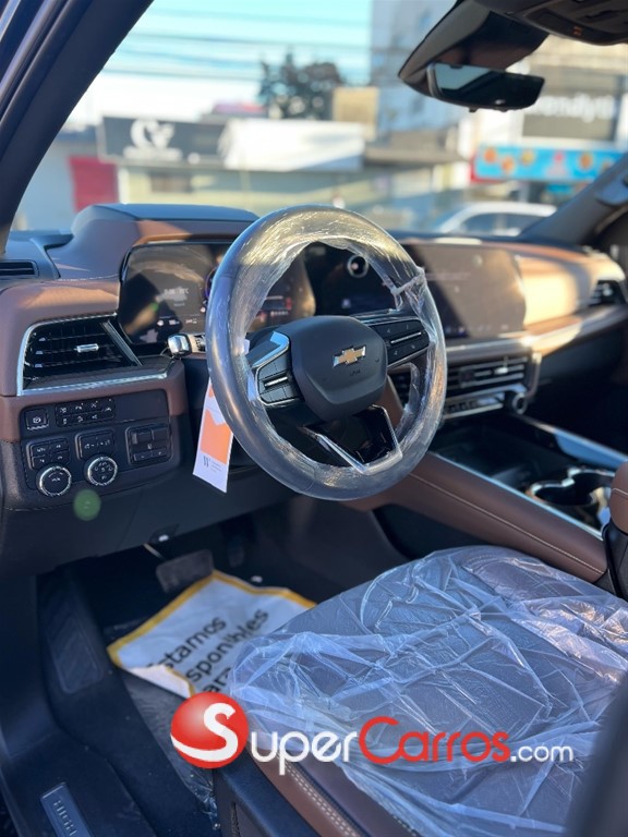 2025 Chevrolet Tahoe Highcountry — foto 5 / 9