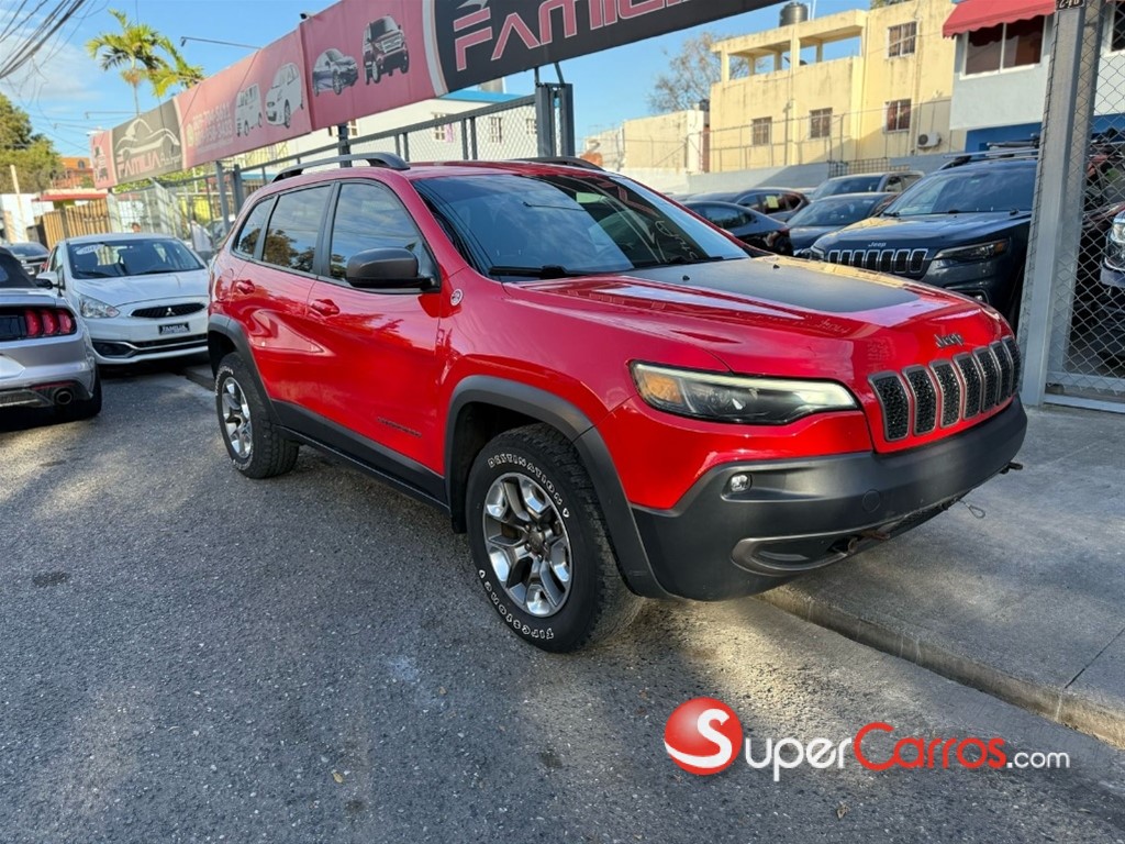 2019 Jeep Cherokee Trailhawk — foto 2 / 11