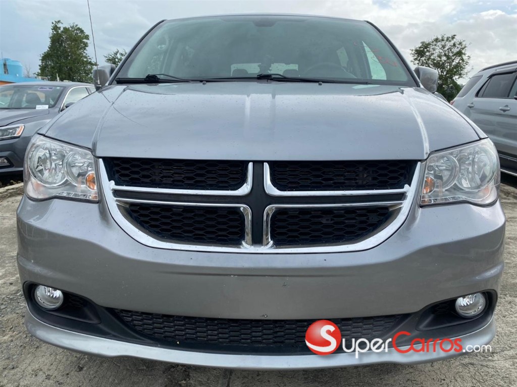 2019 Dodge Caravan SXT — foto 6 / 12