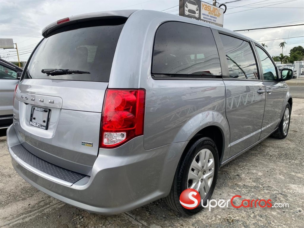 2019 Dodge Caravan SXT — foto 11 / 12