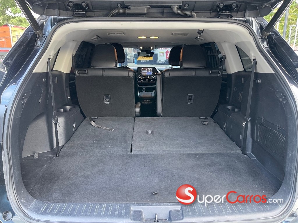 2020 Toyota Highlander XLE — foto 9 / 10