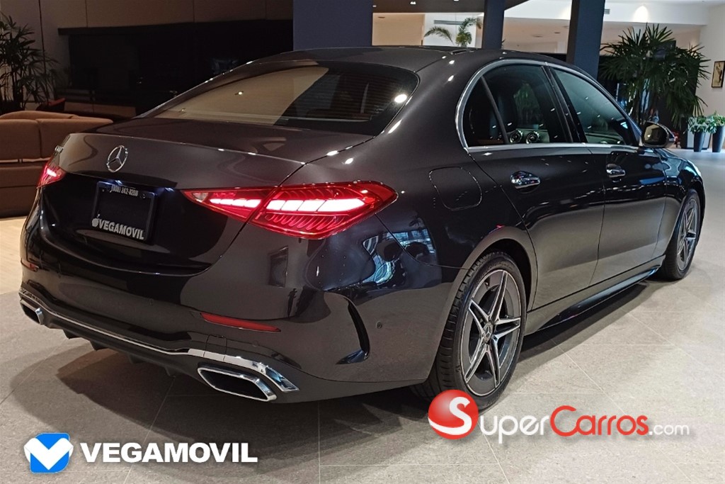 2024 Mercedes-Benz Clase C 300 4 Matic — foto 3 / 12