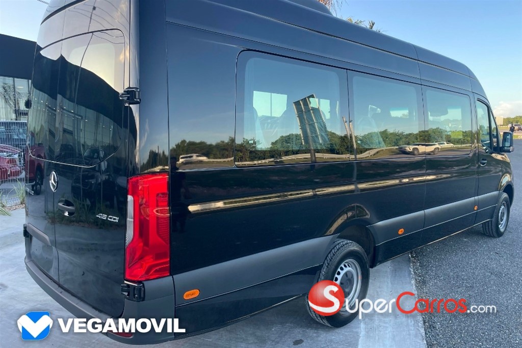 2026 Mercedes-Benz Sprinter — foto 4 / 12