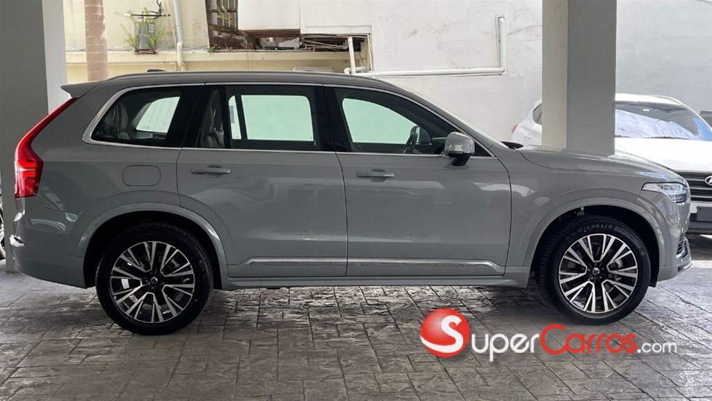 2026 Volvo XC90 Plus T8 — foto 4 / 12
