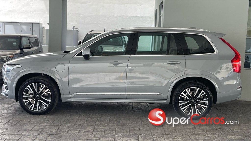 2026 Volvo XC90 Plus T8 — foto 5 / 12