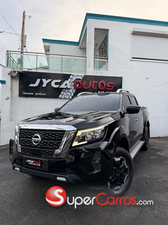 2022 Nissan Frontier LE
