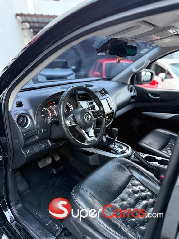 2022 Nissan Frontier LE — foto 5 / 12