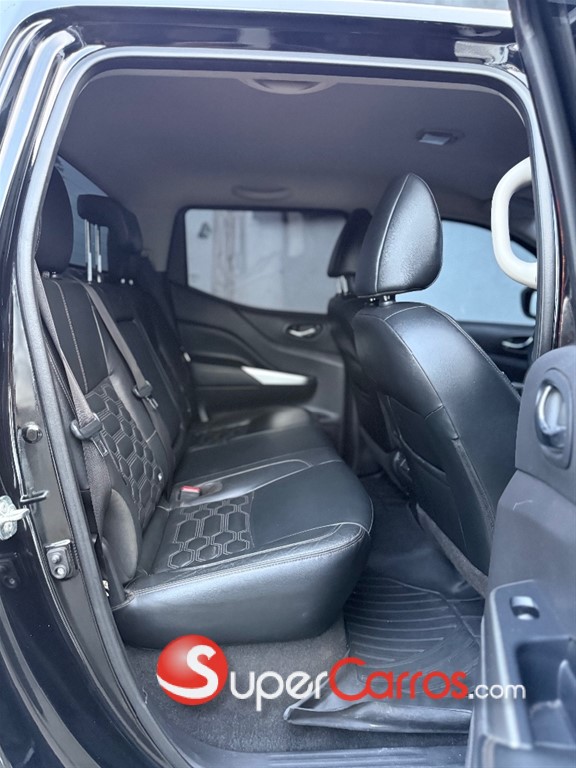 2022 Nissan Frontier LE — foto 8 / 12